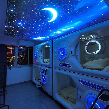 Air Hostel Capsules Airport Gavà Dış mekan fotoğraf