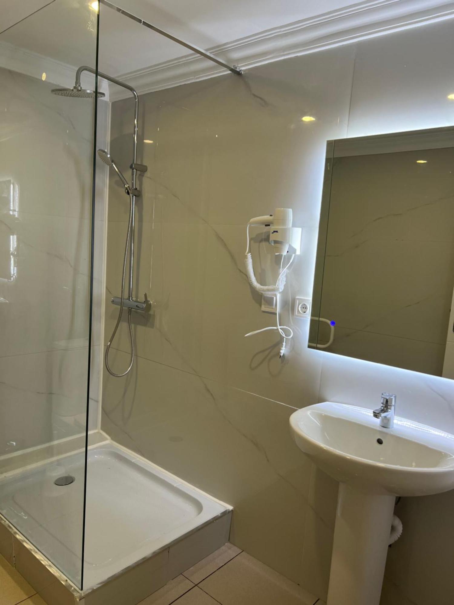 Air Hostel Capsules Airport Gavà Dış mekan fotoğraf